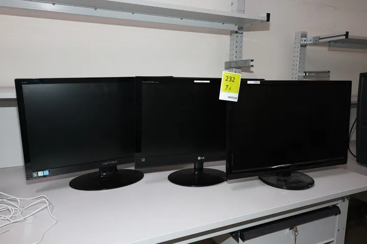 3 x Bildschirm